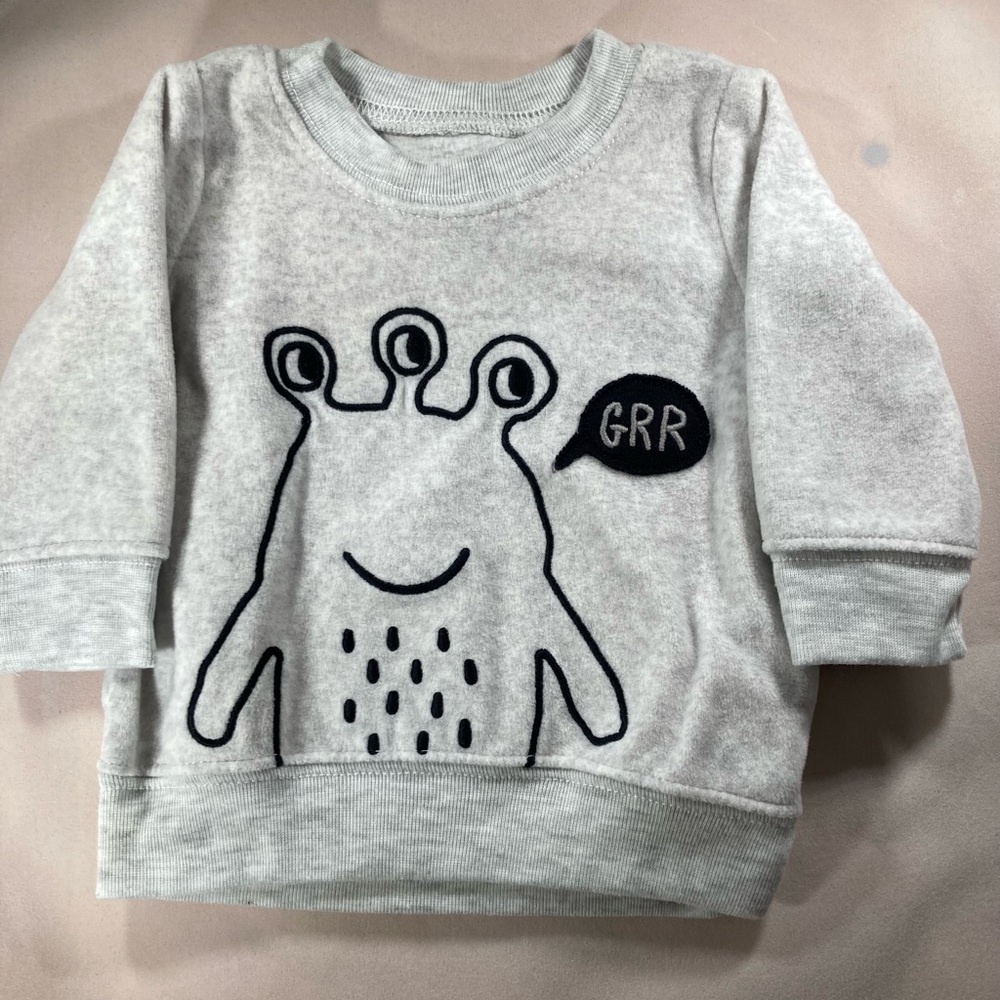 Carter’s 0-3M Child of Mine brand monster Sweatshirt